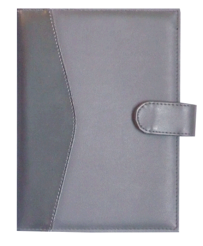 Agenda de escritorio vers�til, disponible en formatos semanal, diario y motivacional. Cuenta con una funda de material alazka y acabado cosido, elaboradas en papel bond de 75 gms y encuadernaci�n WIRE-O .